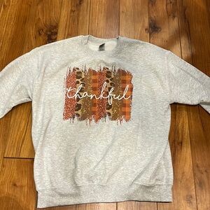 Women’s thankful crewneck grey